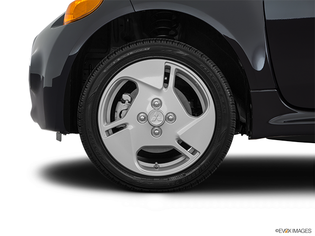 2016 Mitsubishi i-MiEV | Front Drivers side wheel at profile