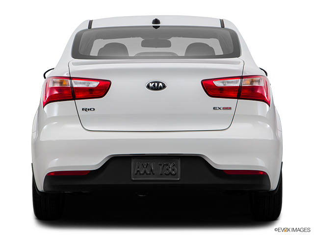 2016 Kia Rio | Low/wide rear