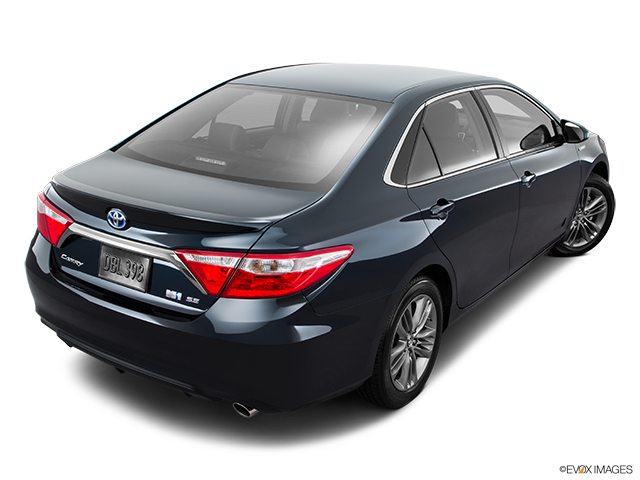 2016 Toyota Camry Hybrid | Rear 3/4 angle view