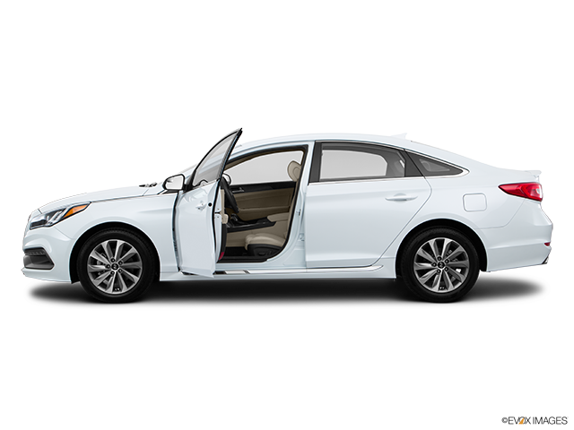 2016 Hyundai Sonata | Driver's side profile with drivers side door open