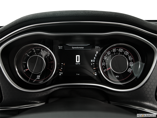 2016 Dodge Challenger | Speedometer/tachometer
