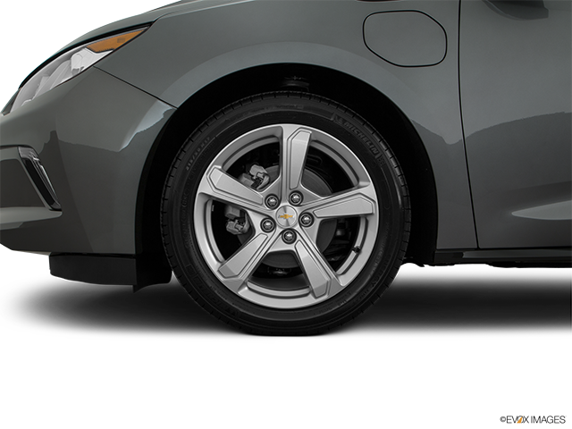2016 Chevrolet Volt | Front Drivers side wheel at profile