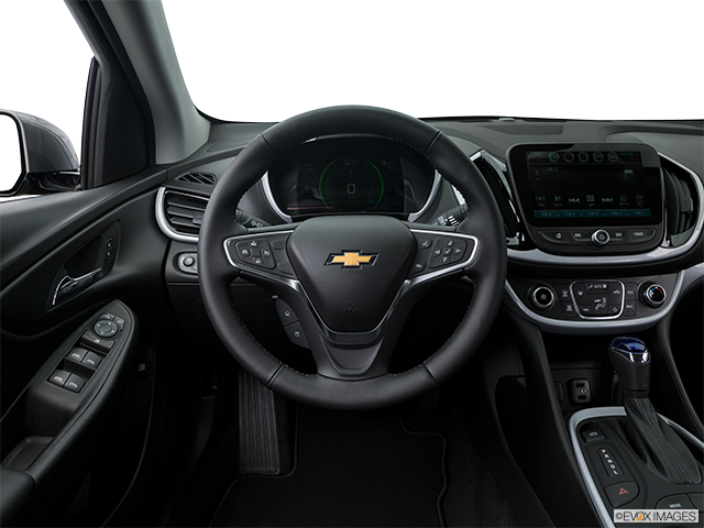 2016 Chevrolet Volt | Steering wheel/Center Console