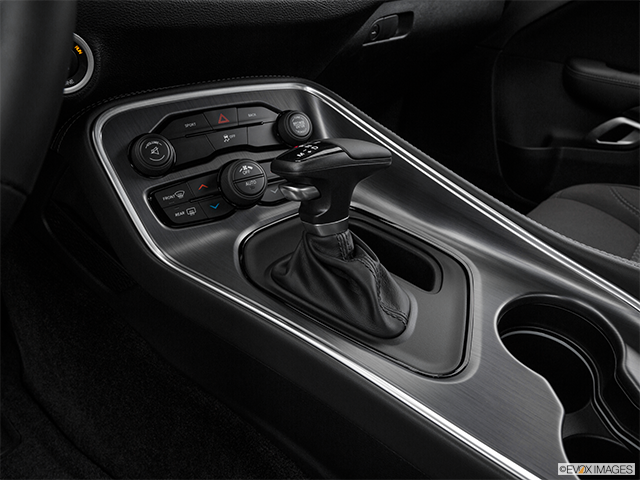 2016 Dodge Challenger | Gear shifter/center console