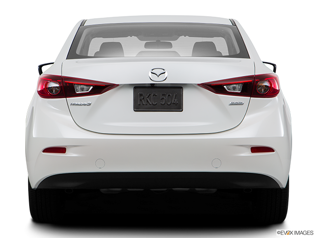 2016 Mazda MAZDA3 | Low/wide rear