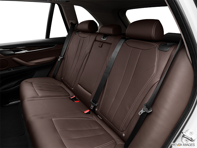 2016 BMW X5 | Rear seats from Drivers Side