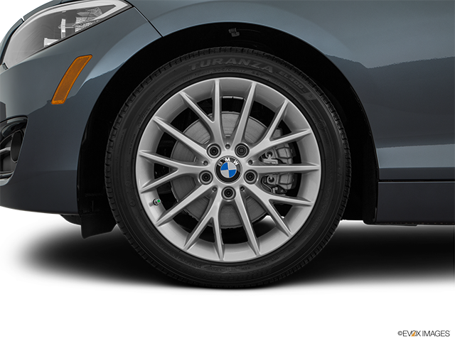 2016 BMW Série 2 | Front Drivers side wheel at profile
