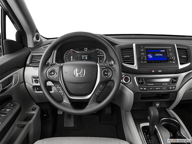 2016 Honda Pilot | Steering wheel/Center Console