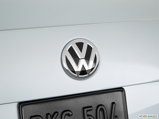 2016 Volkswagen Jetta | Rear manufacturer badge/emblem