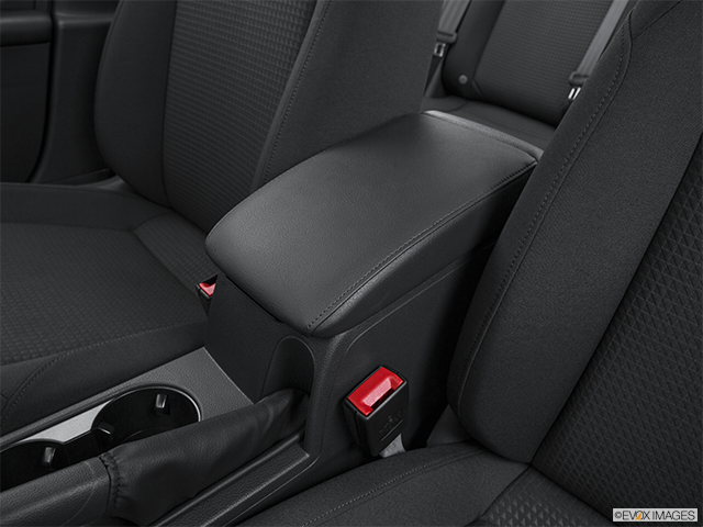 2016 Volkswagen Jetta | Front center console with closed lid, from driver’s side looking down