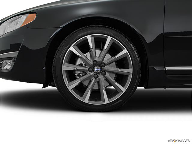 2016 Volvo S80 | Front Drivers side wheel at profile