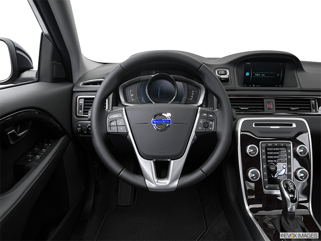2016 Volvo S80 | Steering wheel/Center Console
