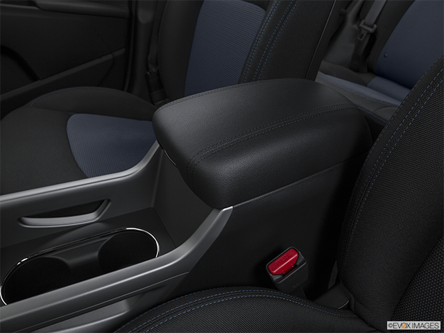 2016 Kia Sportage | Front center console with closed lid, from driver’s side looking down