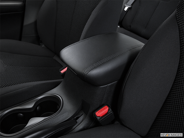 2016 Dodge Dart | Front center console with closed lid, from driver’s side looking down