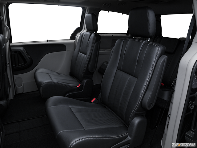 2016 Chrysler Town & Country | Rear seats from Drivers Side