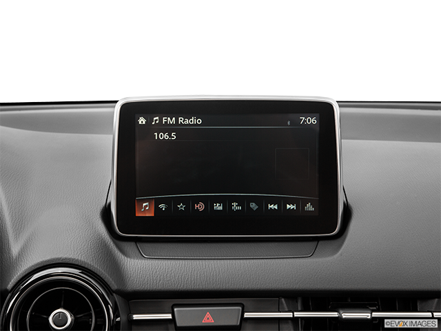 2016 Mazda CX-3 | Closeup of radio head unit