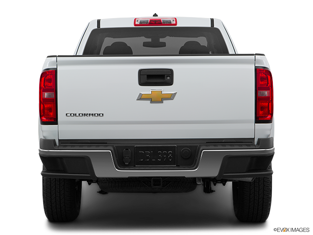 2016 Chevrolet Colorado | Low/wide rear