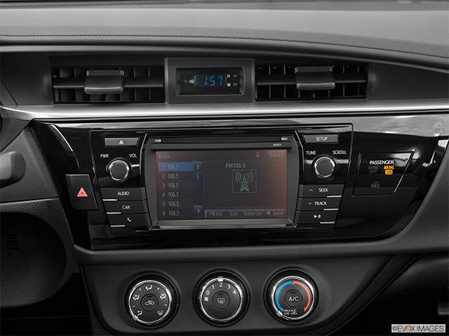 2016 Toyota Corolla | Closeup of radio head unit