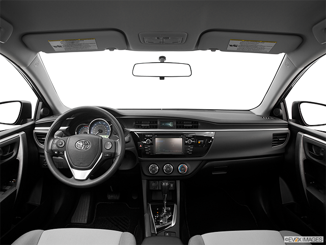 2016 Toyota Corolla | Centered wide dash shot