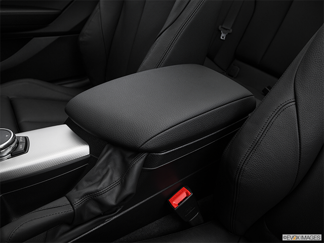 2016 BMW 2 Series | Front center console with closed lid, from driver’s side looking down