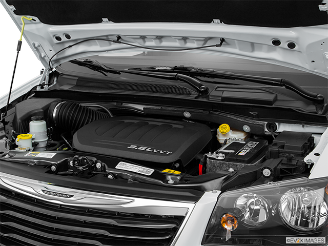 2016 Chrysler Town & Country | Engine