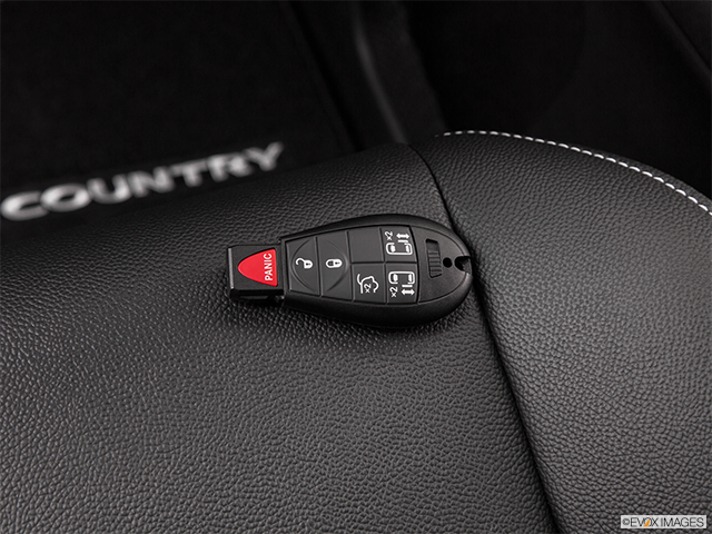 2016 Chrysler Town & Country | Key fob on driver’s seat