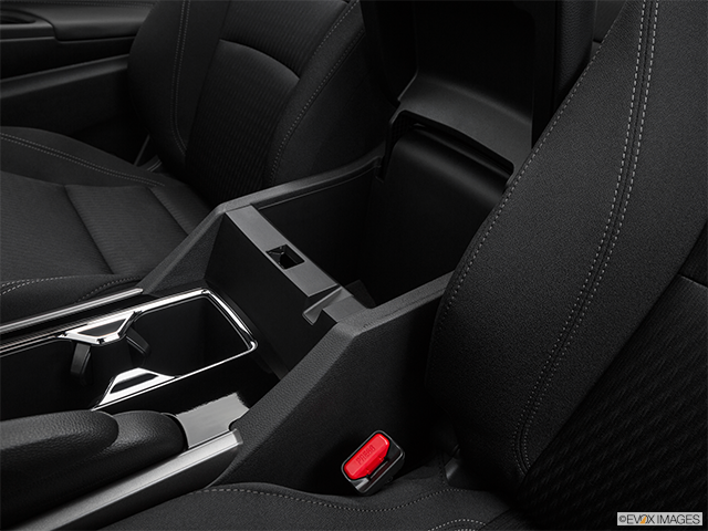2016 Honda Accord Coupe | Front center divider