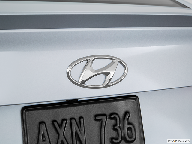 2016 Hyundai Sonata | Rear manufacturer badge/emblem