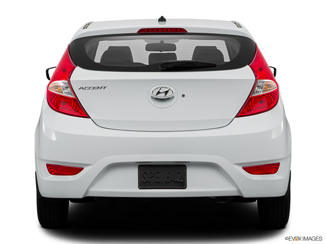 2016 Hyundai Accent Hatchback | Low/wide rear