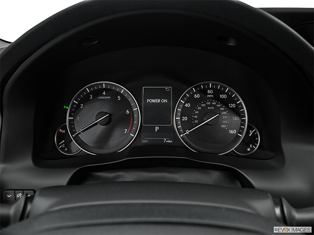 2016 Lexus ES 350 | Speedometer/tachometer