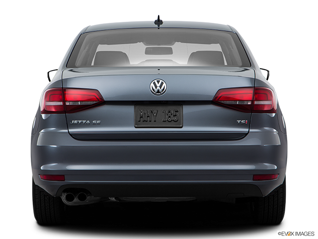2016 Volkswagen Jetta | Low/wide rear