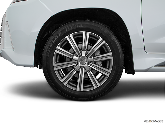 2016 Lexus LX 570 | Front Drivers side wheel at profile