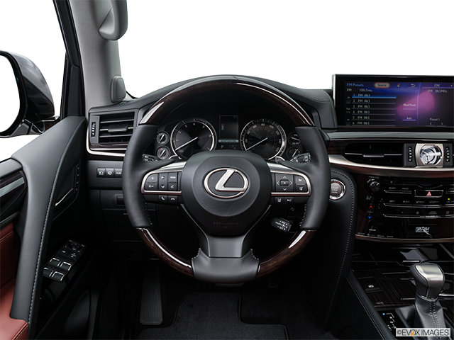 2016 Lexus LX 570 | Steering wheel/Center Console
