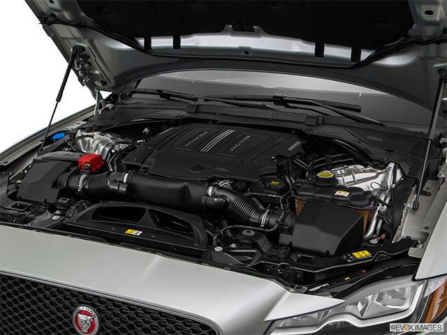 2016 Jaguar XF | Engine