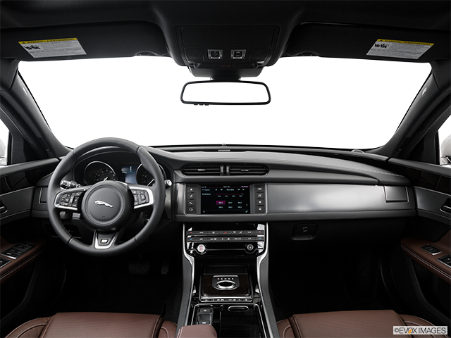 2016 Jaguar XF | Centered wide dash shot