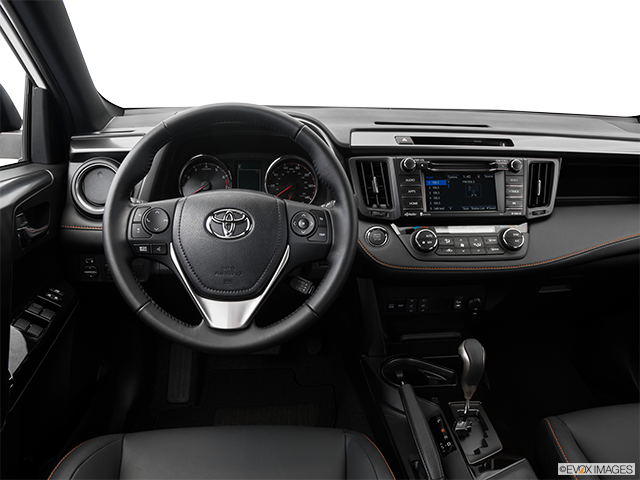 2016 Toyota RAV4 | Steering wheel/Center Console