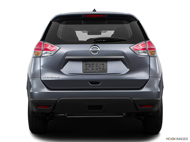 2016 Nissan Rogue | Low/wide rear