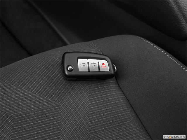 2016 Nissan Rogue | Key fob on driver’s seat