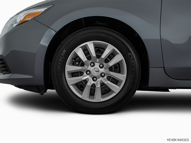 2016 Nissan Altima | Front Drivers side wheel at profile
