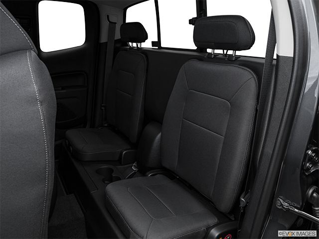 2016 GMC Canyon | Rear seats from Drivers Side