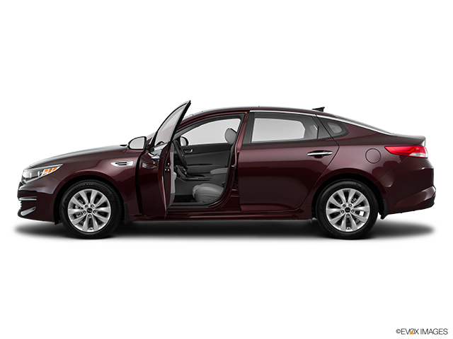 2016 Kia Optima | Driver's side profile with drivers side door open
