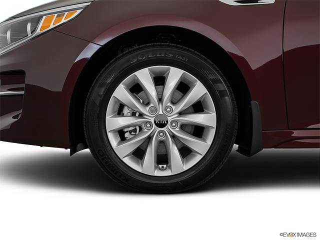 2016 Kia Optima | Front Drivers side wheel at profile