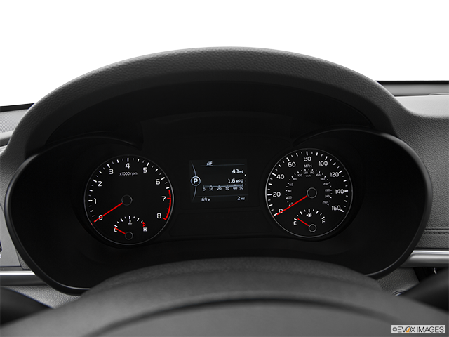2016 Kia Optima | Speedometer/tachometer
