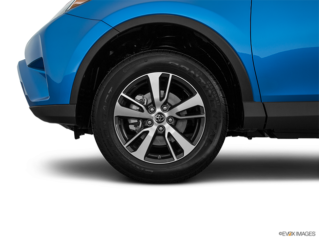 2016 Toyota RAV4 | Front Drivers side wheel at profile