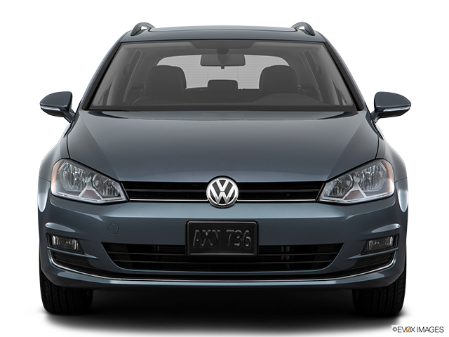 2016 Volkswagen Golf Sportwagon | Low/wide front