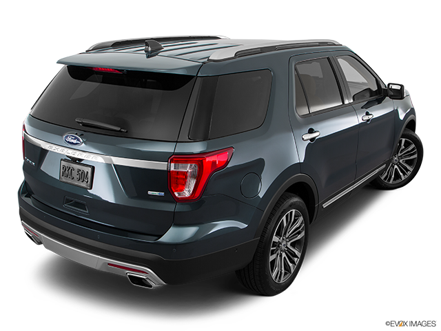 2016 Ford Explorer | Rear 3/4 angle view