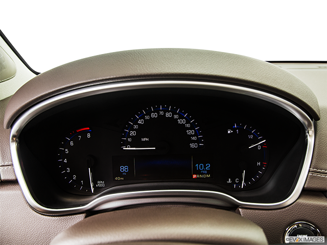 2016 Cadillac SRX | Speedometer/tachometer