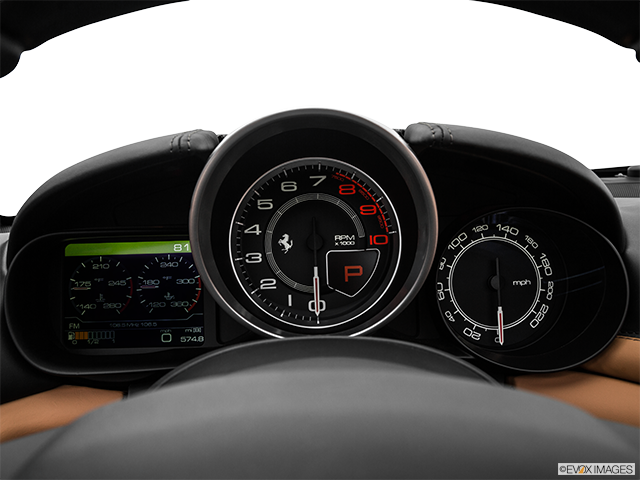 2017 Ferrari California | Speedometer/tachometer