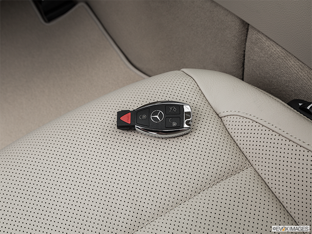 2016 Mercedes-Benz Classe E | Key fob on driver’s seat