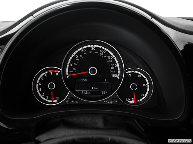 2016 Volkswagen The Beetle Classic | Speedometer/tachometer